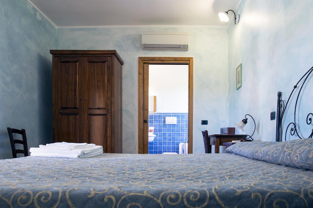 モンティアーノ Poggio Sassetaヴィラ 部屋 写真